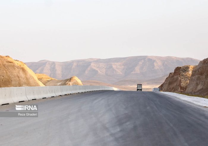 آزادراه شیراز - اصفهان فردا زیر بار ترافیک میرود آزادراه شیراز – اصفهان فردا زیر بار ترافیک میرود