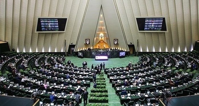 غیبت ۲۰ نماینده در نوبت صبح و عصر امروز مجلس